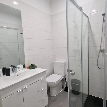 Mini Host In Guest house Lisbon